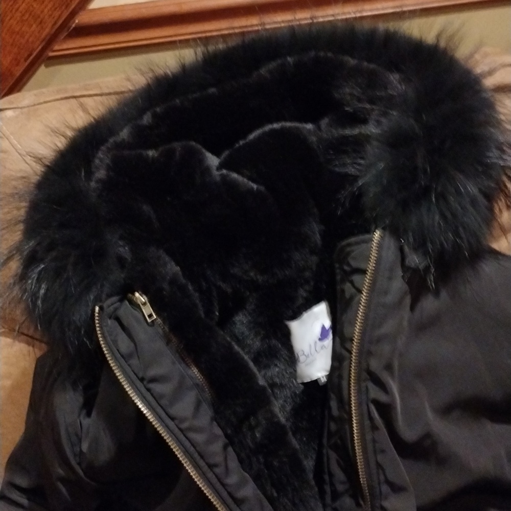 Woman's bomber coat - Picture 6 of 9
